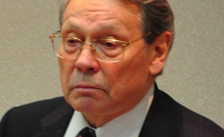 <p>Выставка трудов к 100-летию со дня рождения А.Д. Генкина</p>