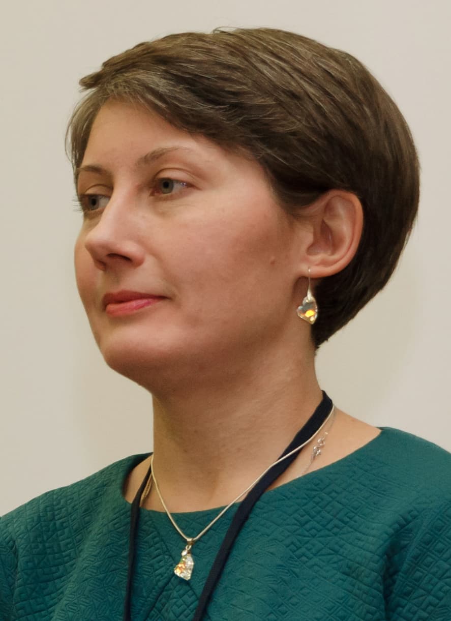 Амплиева Елена Евгеньевна